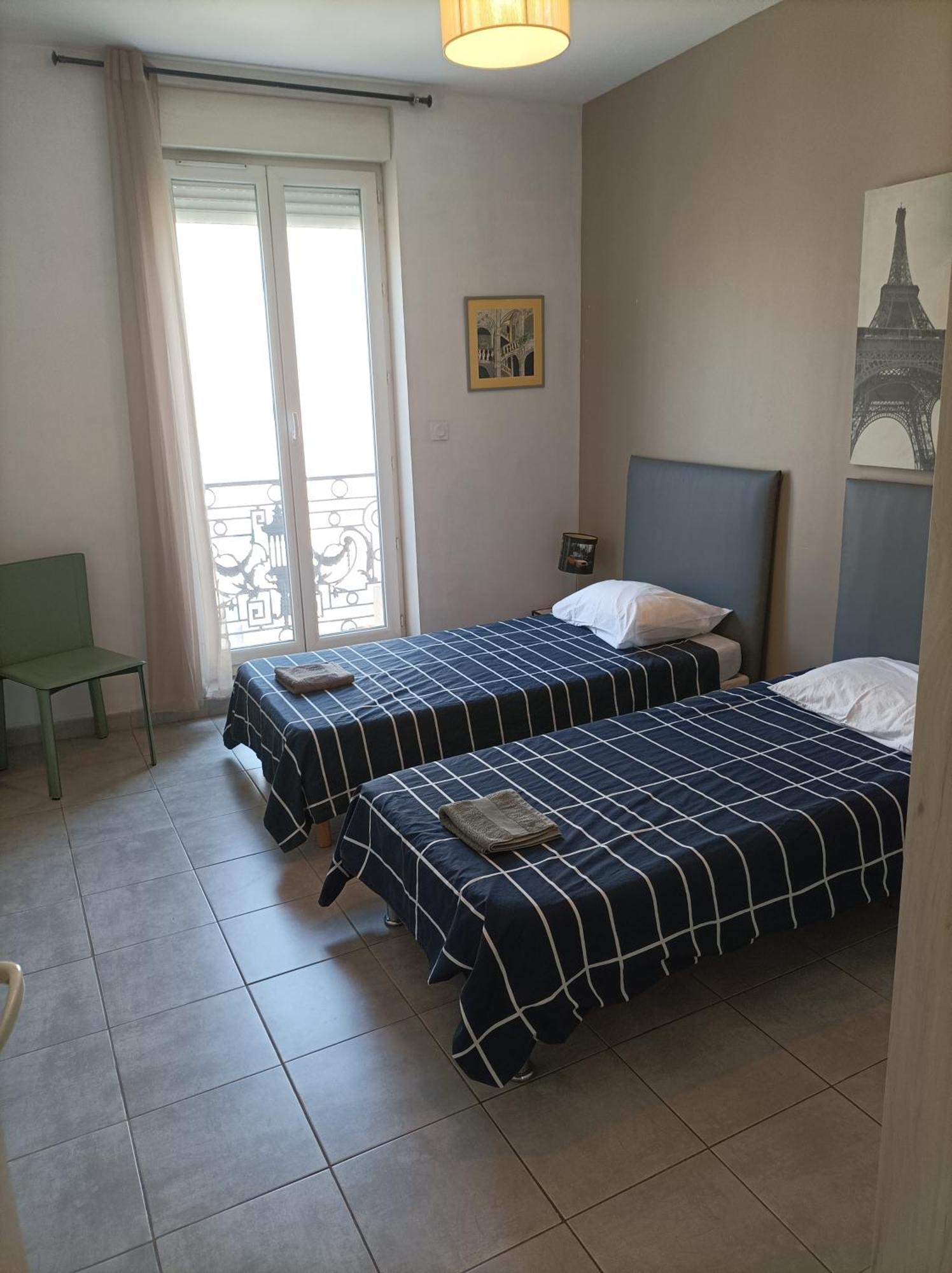 "Air D'Antan"-Meuble De Tourisme 3 Etoiles -Residence "Les Logis De Beziers"-Garage Optionnel-Coeur De Ville-Plages A 16Km ! Ngoại thất bức ảnh