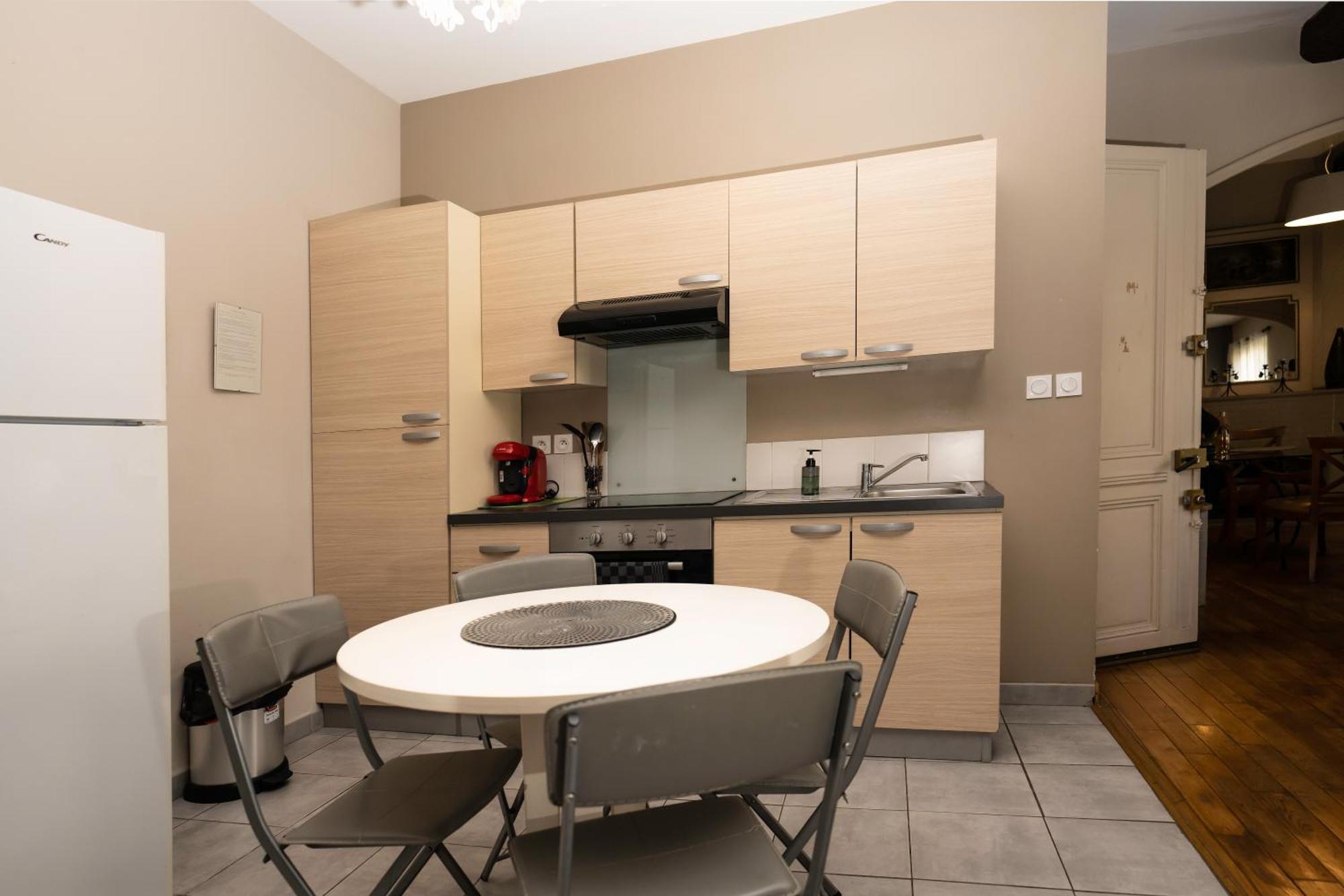 "Air D'Antan"-Meuble De Tourisme 3 Etoiles -Residence "Les Logis De Beziers"-Garage Optionnel-Coeur De Ville-Plages A 16Km ! Ngoại thất bức ảnh